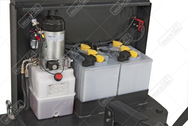 HSEW-1000N Apilador semielectrico patas anchas - Image 3