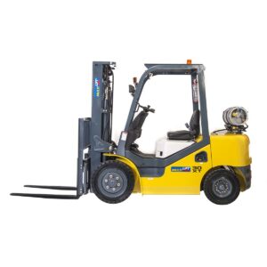 Montacargas dual (Gas LP / Gasolina) FG-30 XT 4.7 m 3000 kg . Rudomático. Desplazador lateral Cascade. Seminuevo